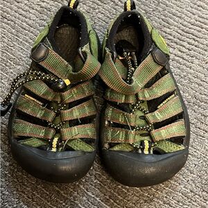 Keen Kids Green and Black Sandals